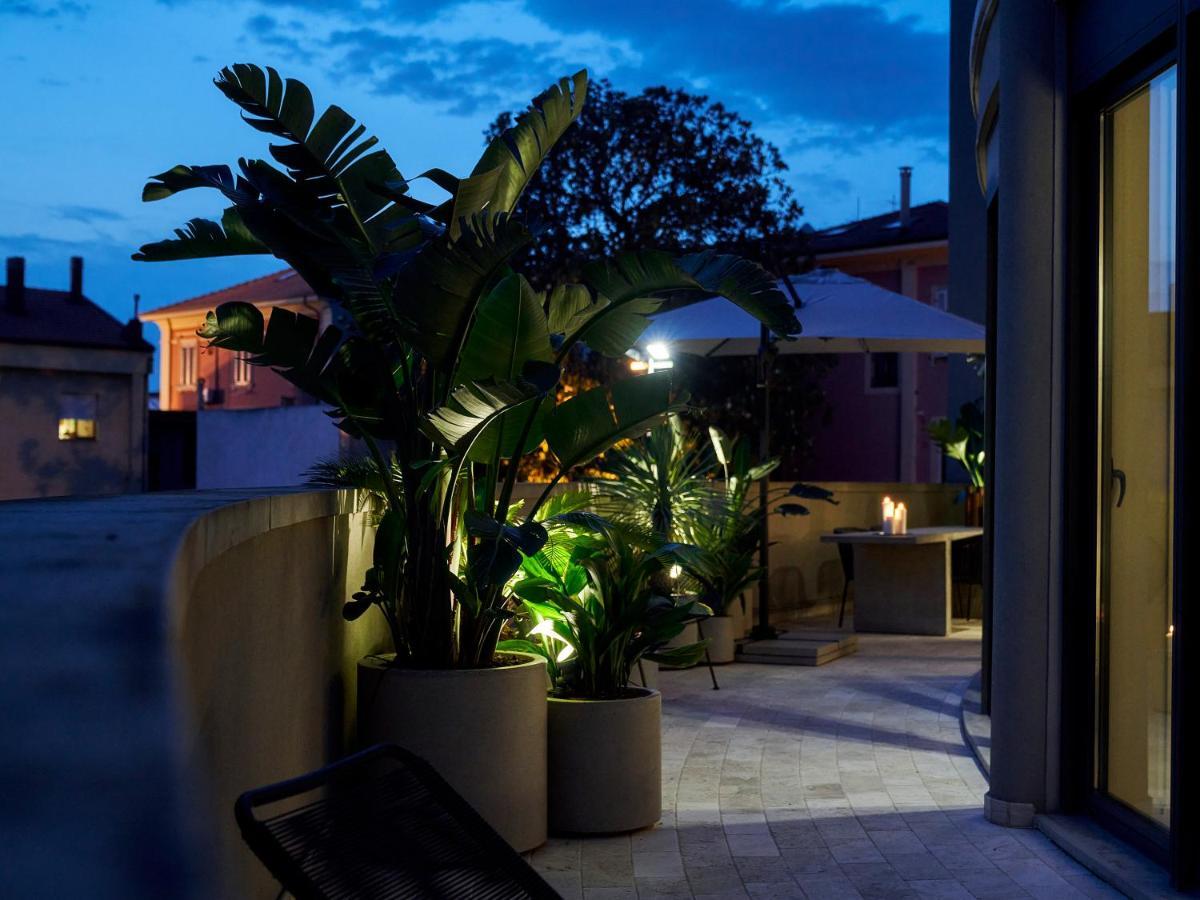 Le Residenze By Victoria Palace Cattolica Exterior photo