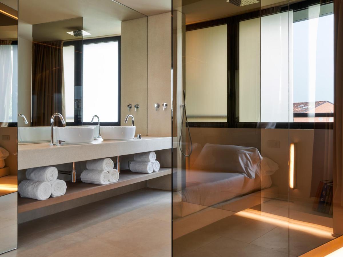 Le Residenze By Victoria Palace Cattolica Exterior photo
