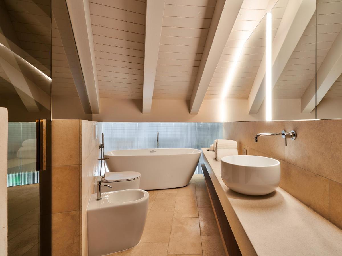 Le Residenze By Victoria Palace Cattolica Exterior photo