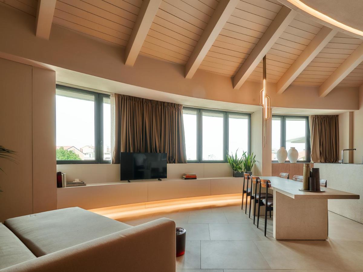 Le Residenze By Victoria Palace Cattolica Exterior photo