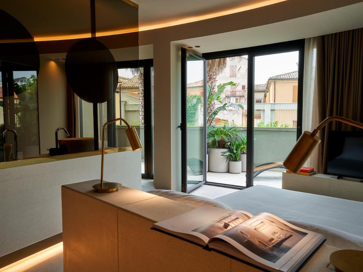 Le Residenze By Victoria Palace Cattolica Exterior photo